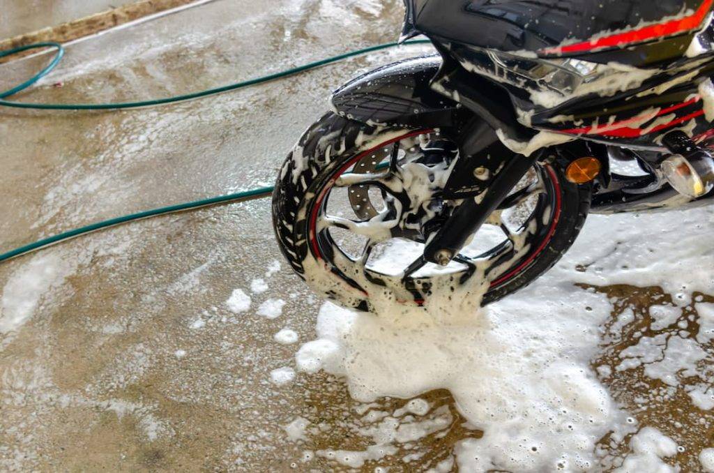 cleaning motorbike wheels